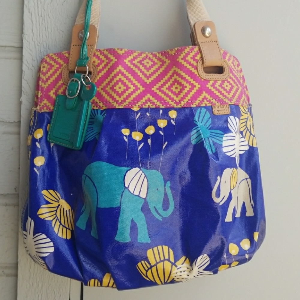 Fossil purse